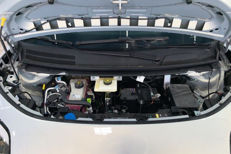 Used AION UT 2025 330 Starlight Edition Engine Bay