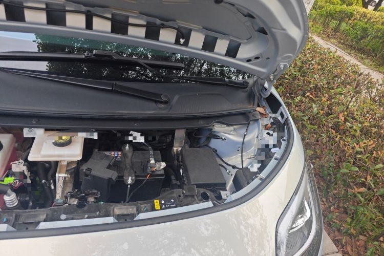 Used AION UT 2025 420 Prestige Edition Engine Bay Left