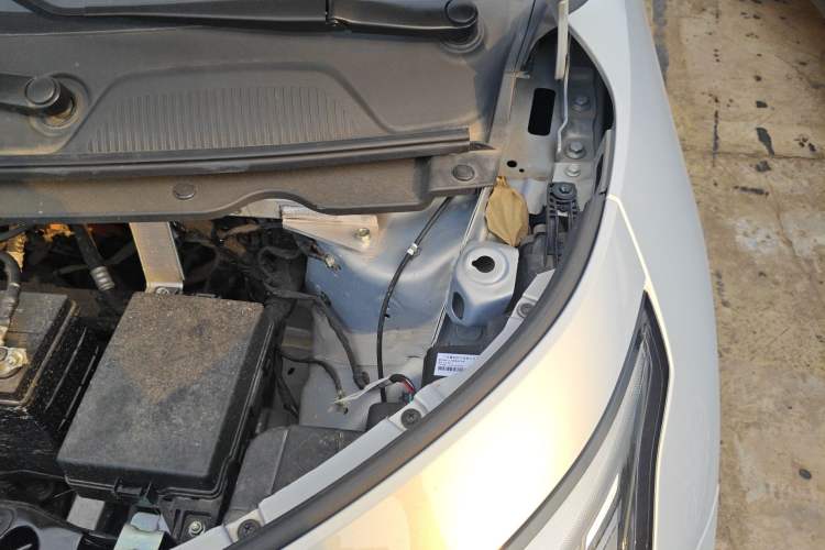 Used AION UT 2025 420 Smart Edition Engine Bay Left