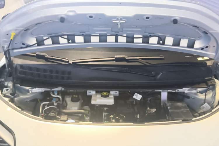 Used AION UT 2025 330 Starlight Edition Engine Bay