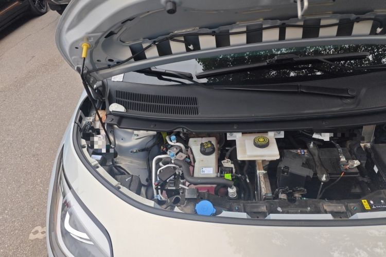 Used AION UT 2025 420 Prestige Edition Engine Bay Right