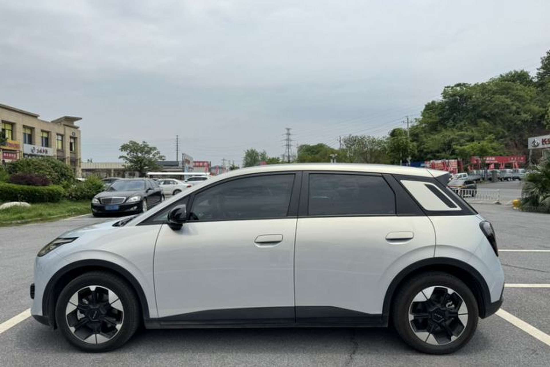 Used AION UT 2025 420 Prestige Edition Exterior 1