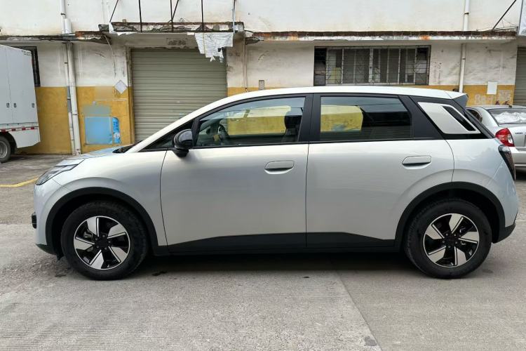 Used AION UT 2025 420 Intelligent Luxury Edition Exterior 3