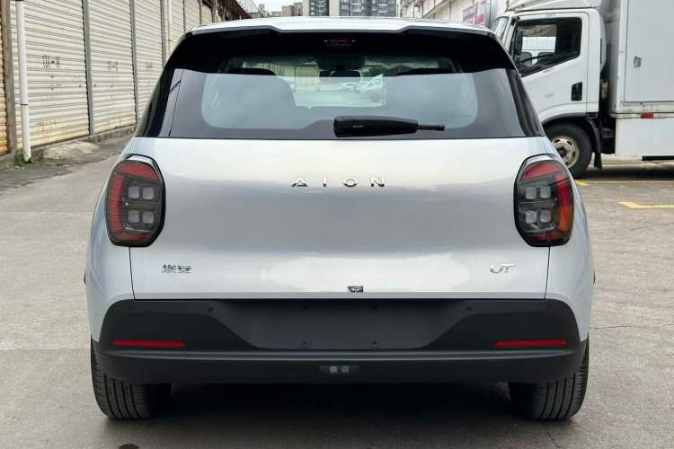 Used AION UT 2025 420 Intelligent Luxury Edition Exterior 4