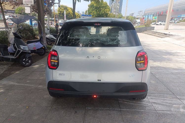 Used AION UT 2025 420 Smart Edition Exterior 4