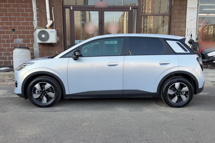 Used AION UT 2025 420 Intelligent Luxury Edition Exterior 5