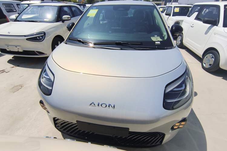 Used AION UT 2025 330 Starlight Edition Front