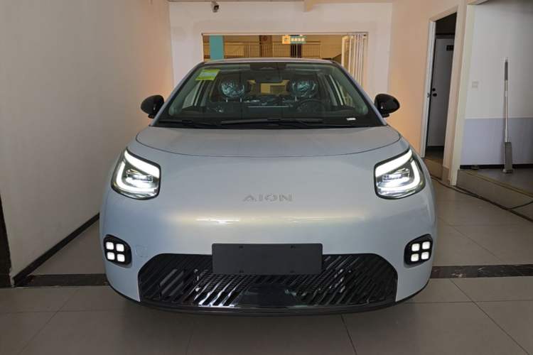 Used AION UT 2025 330 Starlight Edition Front