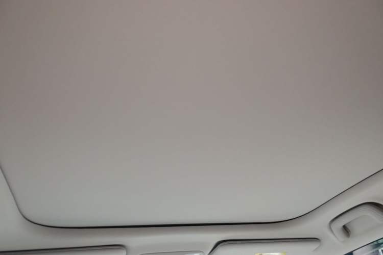 Used AION UT 2025 420 Prestige Edition Headliner