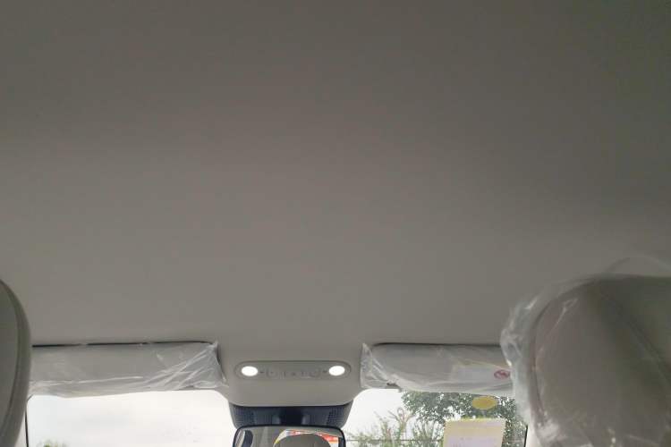 Used AION UT 2025 330 Starlight Edition Headliner