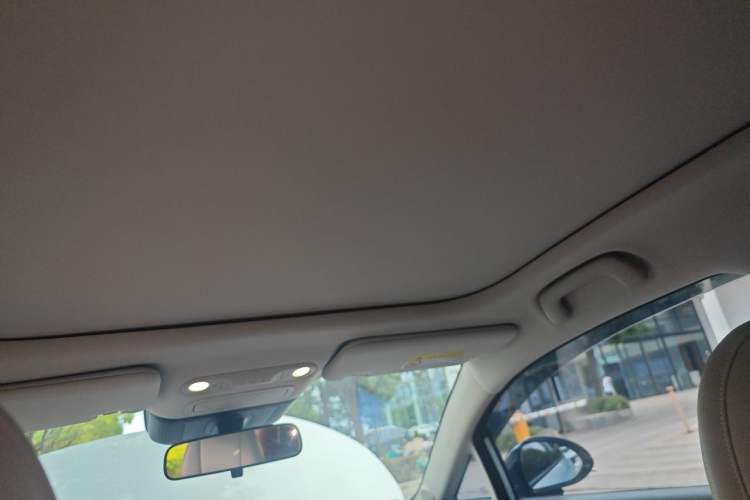 Used AION UT 2025 420 Prestige Edition Headliner