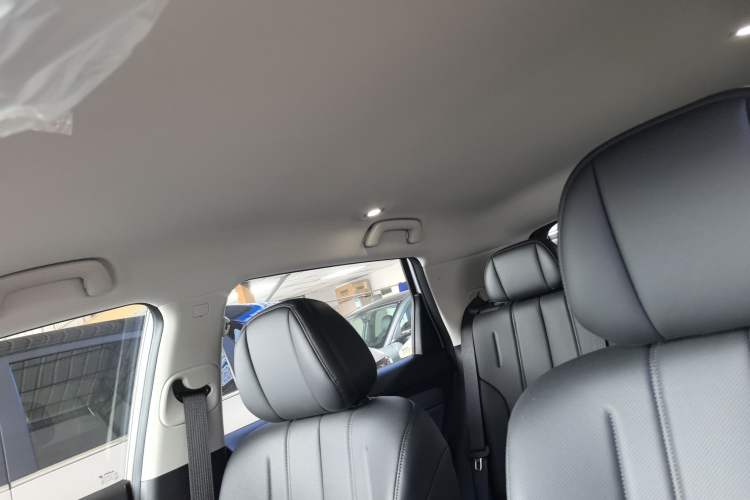 Used AION UT 2025 420 Intelligent Luxury Edition Headliner