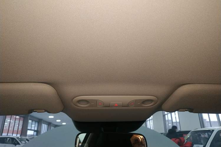 Used AION UT 2025 420 Smart Edition Headliner