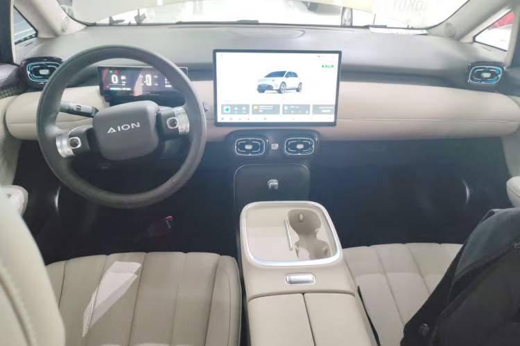 Used AION UT 2025 420 Prestige Edition Interior 1