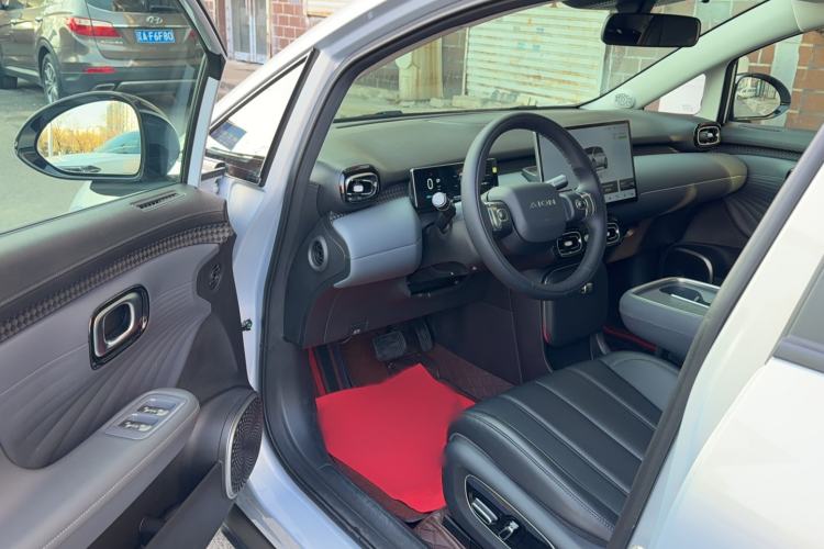 Used AION UT 2025 420 Intelligent Luxury Edition Interior 2