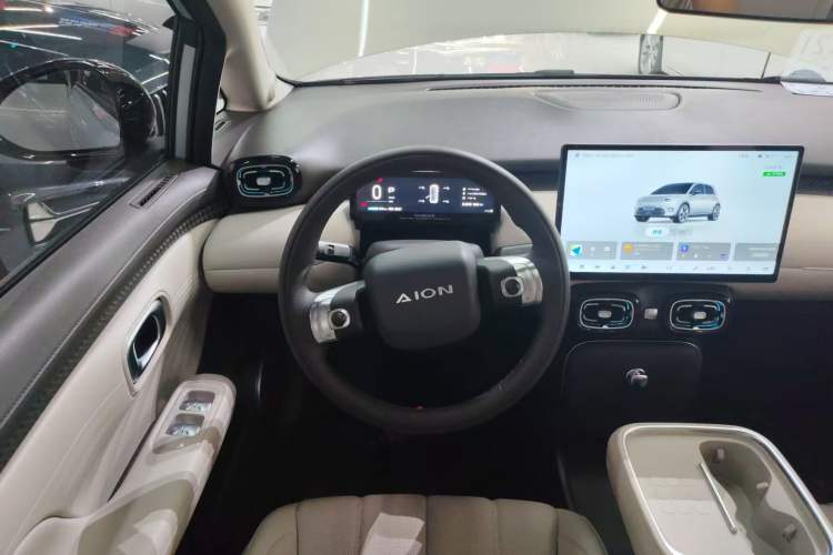 Used AION UT 2025 420 Prestige Edition Interior 2