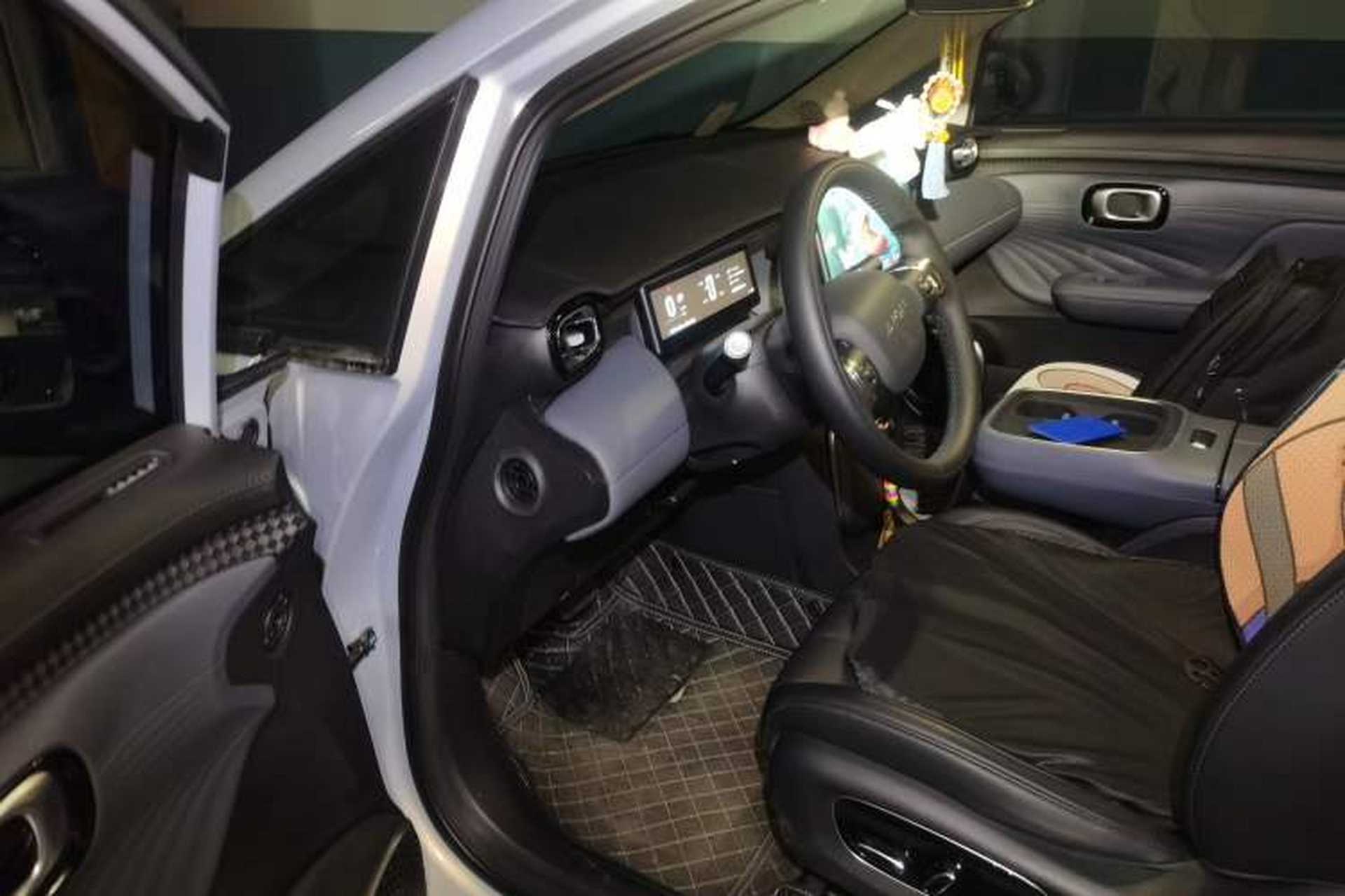 Used AION UT 2025 420 Intelligent Luxury Edition Interior 3