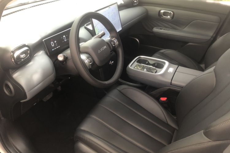 Used AION UT 2025 420 Intelligent Luxury Edition Interior 4