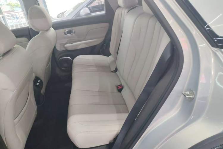 Used AION UT 2025 420 Prestige Edition Interior 5