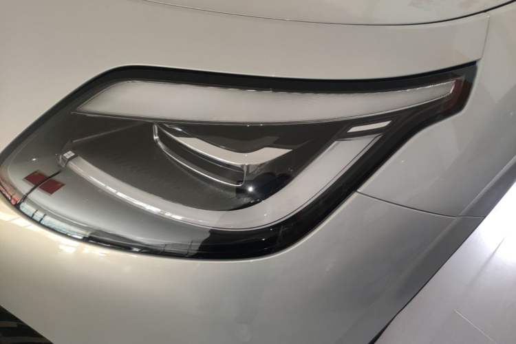 Used AION UT 2025 330 Starlight Edition Left Front Headlight