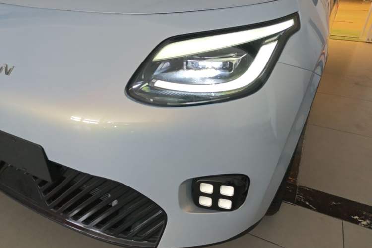 Used AION UT 2025 330 Starlight Edition Left Front Headlight