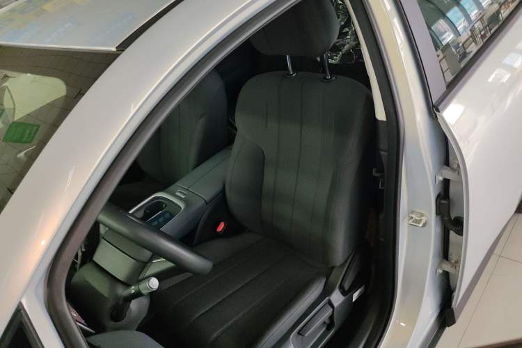 Used AION UT 2025 330 Starlight Edition Left Front Seat