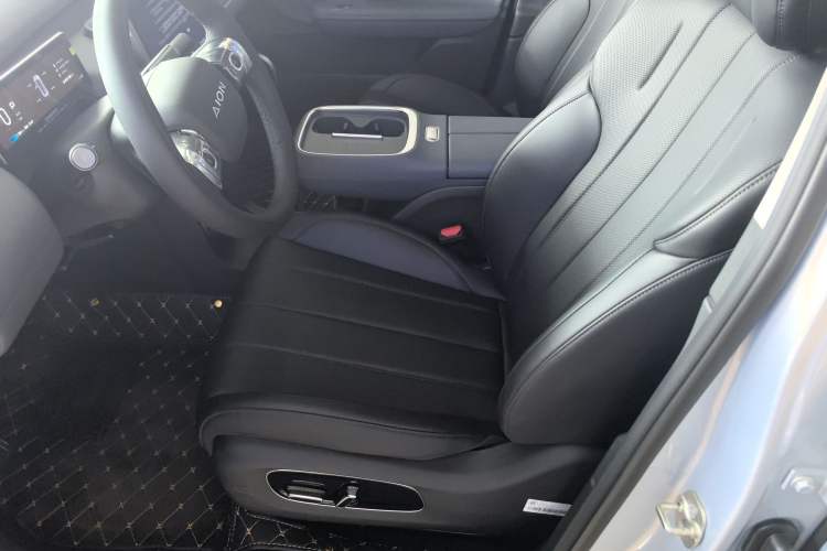Used AION UT 2025 420 Intelligent Luxury Edition Left Front Seat