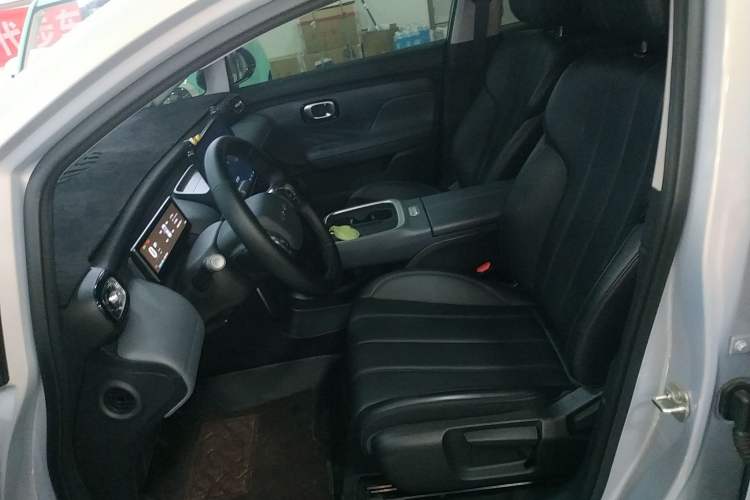 Used AION UT 2025 420 Smart Edition Left Front Seat