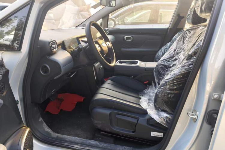 Used AION UT 2025 420 Smart Edition Left Front Seat