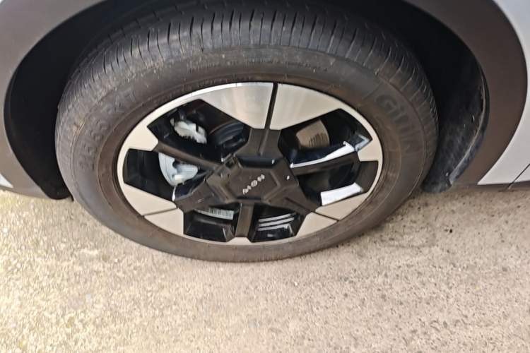 Used AION UT 2025 420 Prestige Edition Left Front Wheel Hub