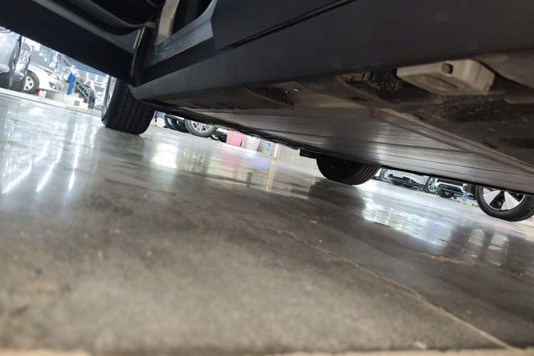 Used AION UT 2025 330 Starlight Edition Left Side Sill