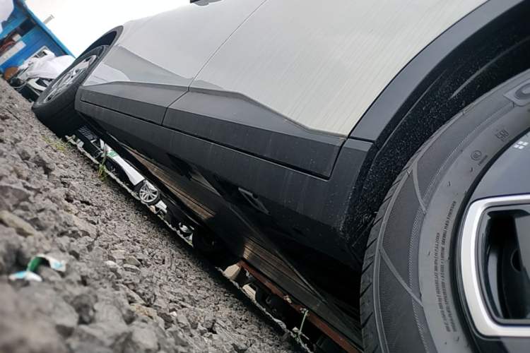 Used AION UT 2025 420 Smart Edition Left Side Sill