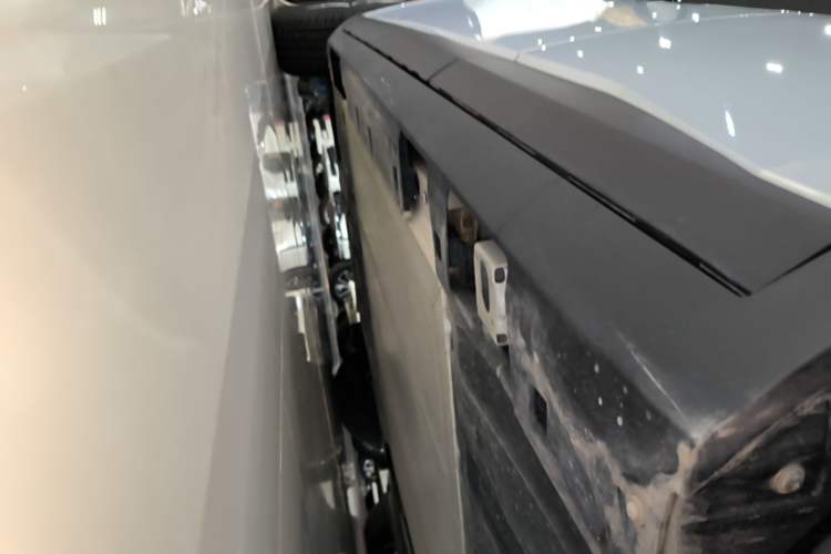 Used AION UT 2025 330 Starlight Edition Left Side Sill