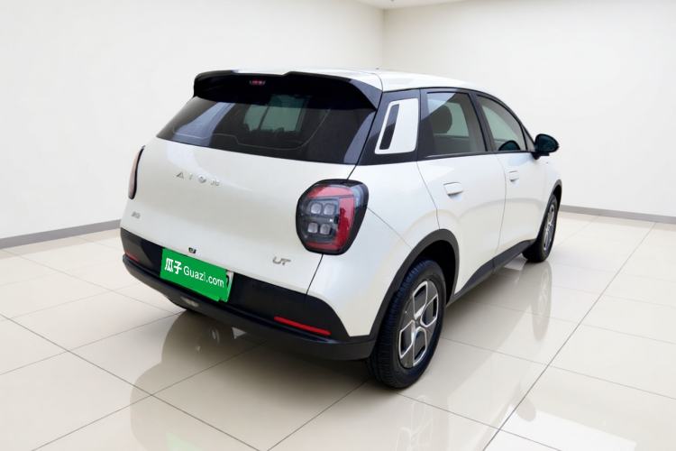 Used AION UT 2025 330 Starlight Edition Rear Right 45 Deg