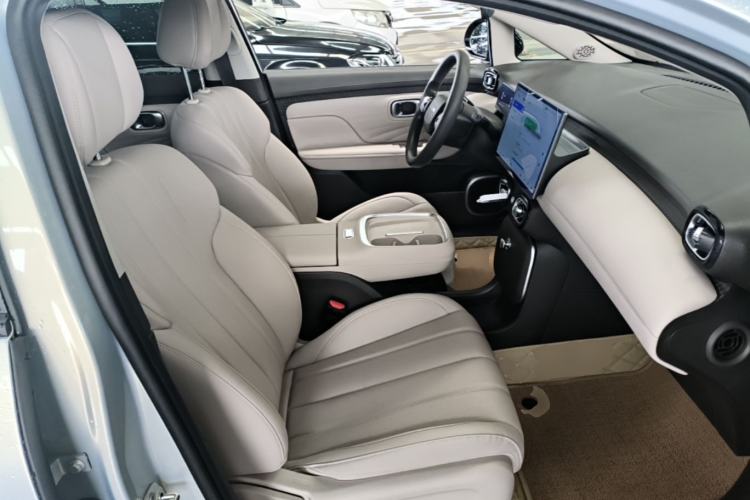 Used AION UT 2025 420 Smart Edition Right Front Seat