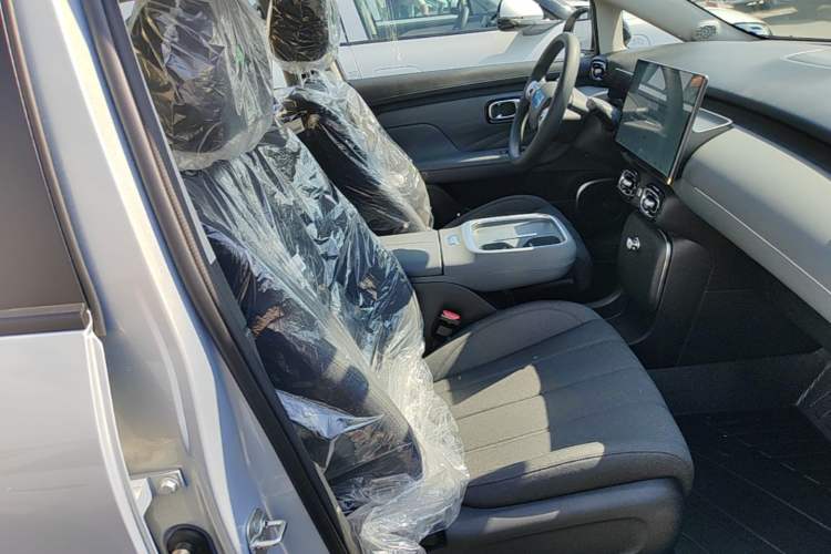 Used AION UT 2025 330 Starlight Edition Right Front Seat