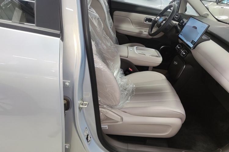 Used AION UT 2025 330 Starlight Edition Right Front Seat