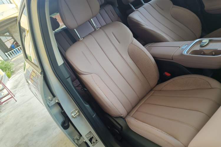 Used AION UT 2025 420 Intelligent Luxury Edition Right Front Seat