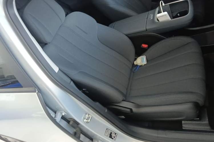 Used AION UT 2025 330 Starlight Edition Right Front Seat