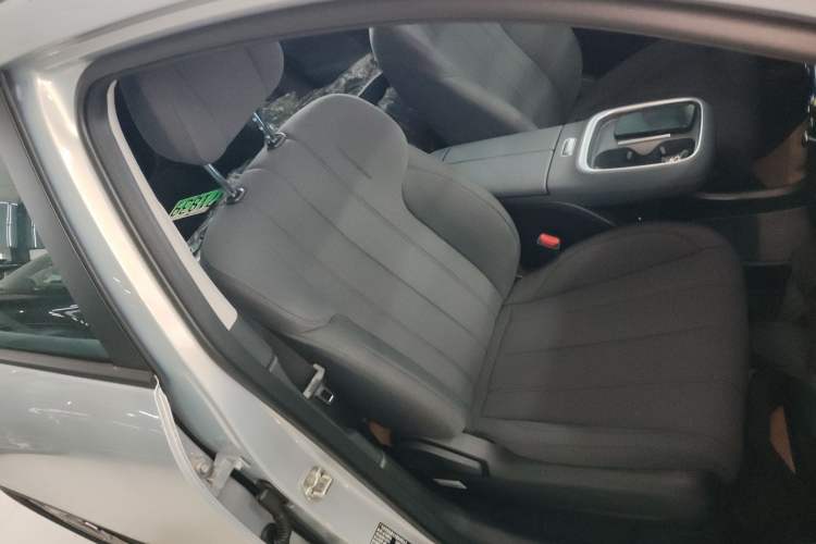 Used AION UT 2025 330 Starlight Edition Right Front Seat