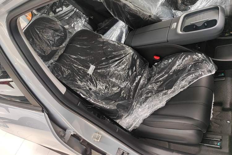 Used AION UT 2025 420 Smart Edition Right Front Seat