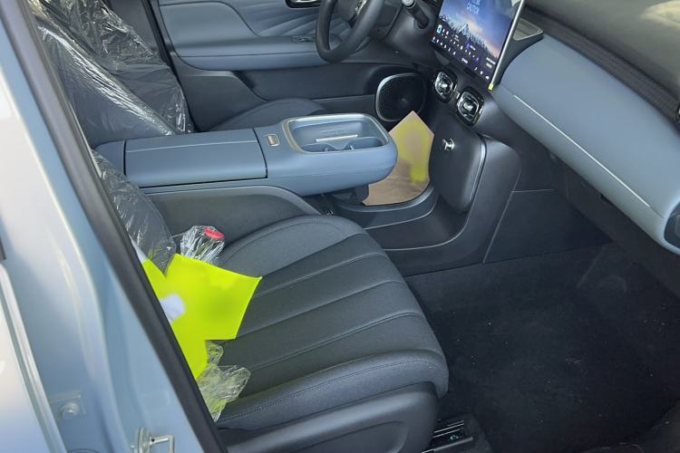 Used AION UT 2025 330 Starlight Edition Right Front Seat