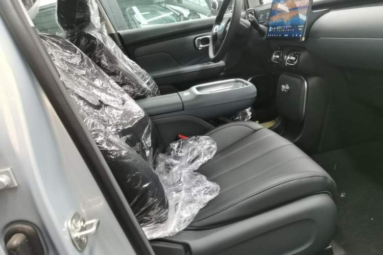 Used AION UT 2025 420 Smart Edition Right Front Seat