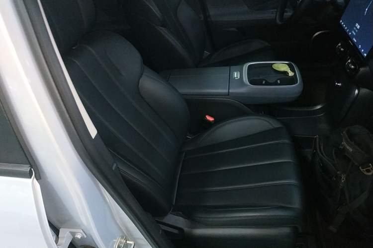 Used AION UT 2025 420 Smart Edition Right Front Seat