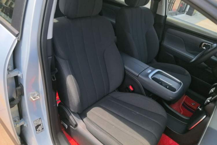 Used AION UT 2025 330 Star Edition Right Front Seat