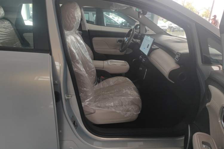 Used AION UT 2025 330 Star Edition Right Front Seat