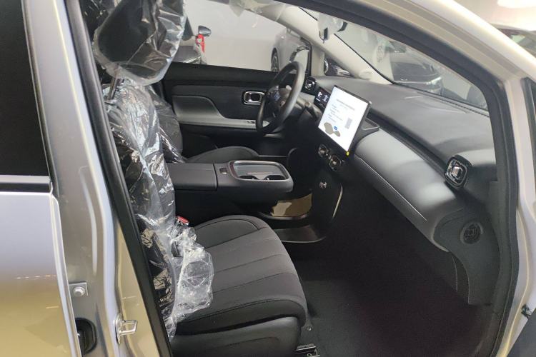 Used AION UT 2025 330 Star Edition Right Front Seat