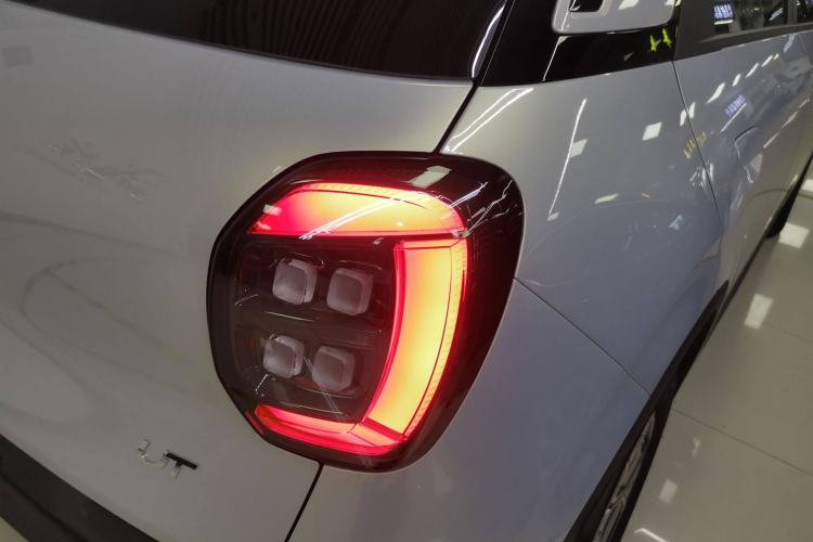 Used AION UT 2025 330 Starlight Edition Right Rear Taillight
