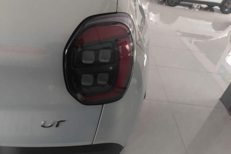 Used AION UT 2025 330 Star Edition Right Rear Taillight