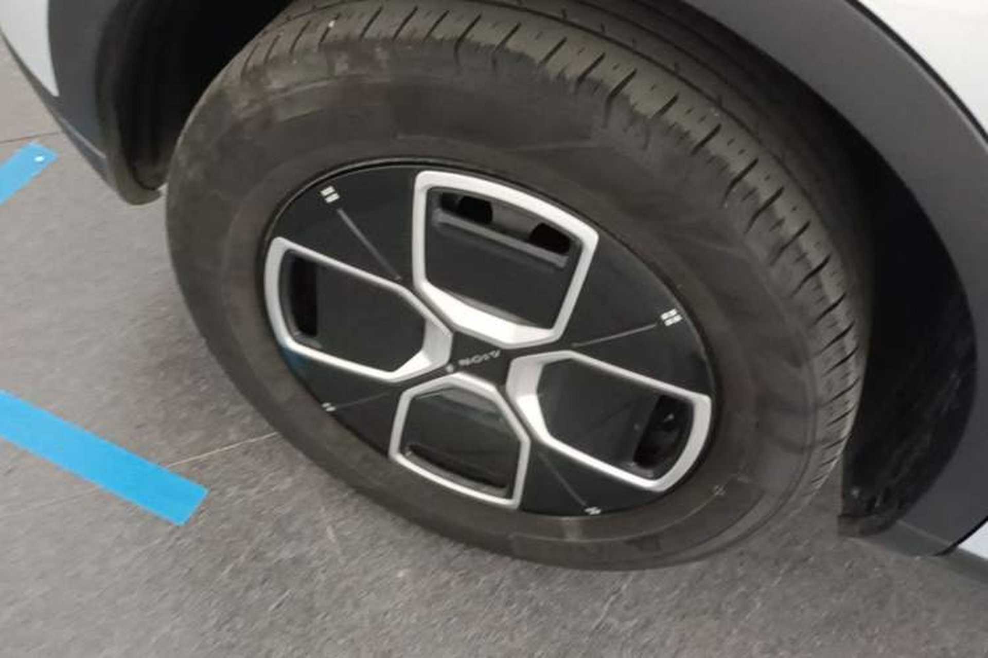 Used AION UT 2025 420 Smart Edition Right Rear Wheel Hub